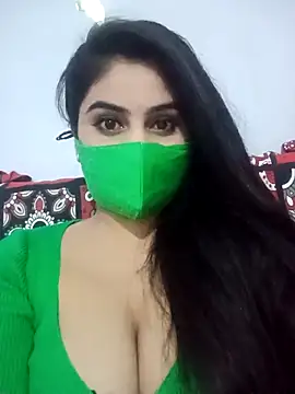 Hot-Soniya733 webcam