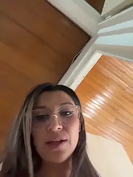 Isabella_Varella webcam