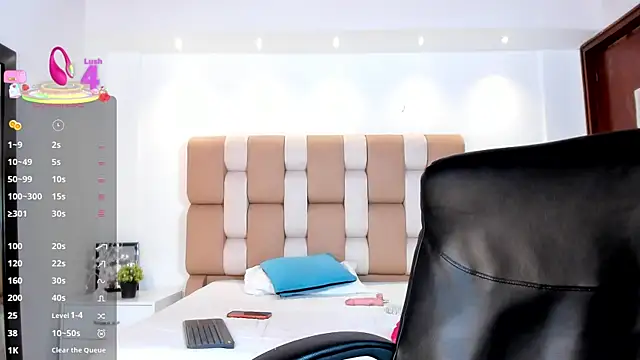 IsabellaaJoness webcam