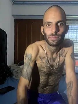 WoolyEarpiece webcam