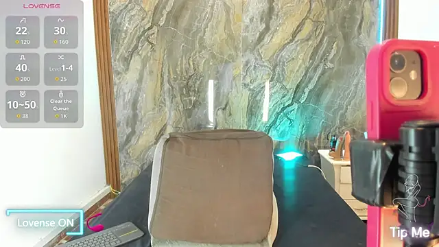 MiiaaCollinss webcam