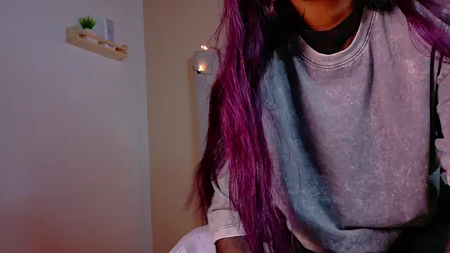 alaia-rogers (F teen) - Play finger my wetpussy, saliva