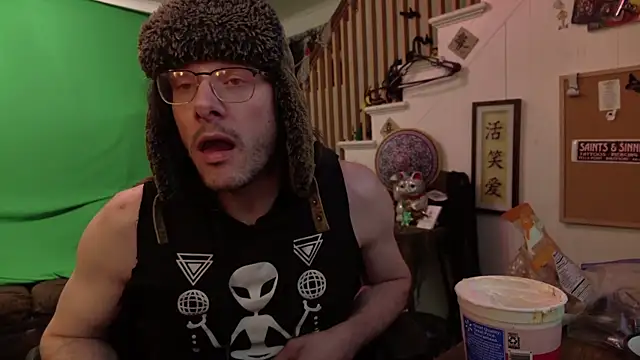 MasterDaddyCool webcam