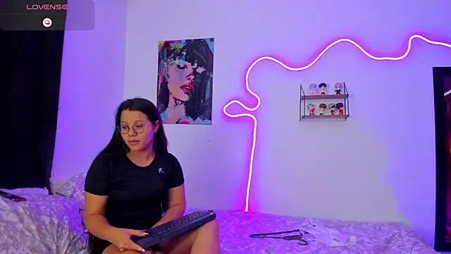 Dilan_and_Mia webcam