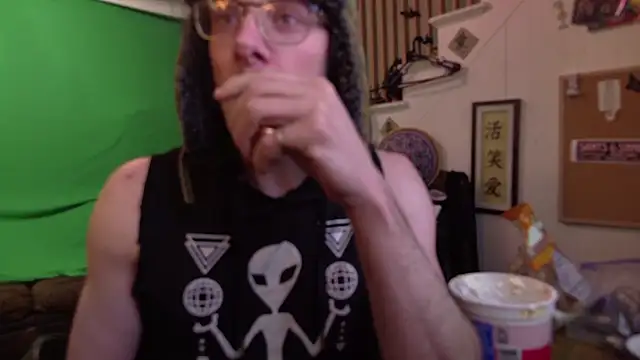 MasterDaddyCool webcam