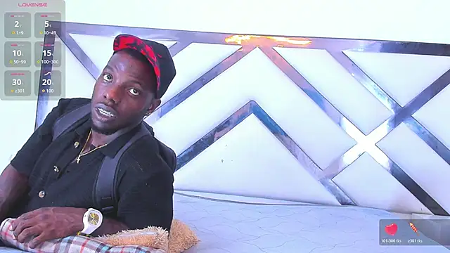 LadyandMaverick webcam