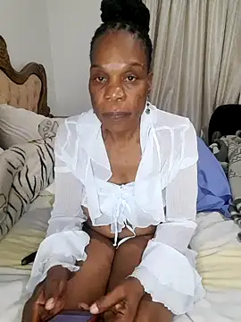 Webcam Model (Hotcougar) is live