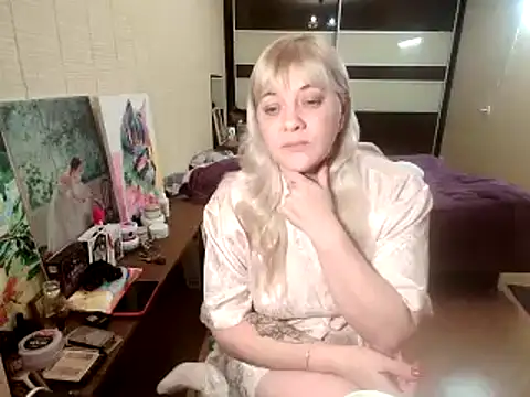 Lia_Laguna77 webcam