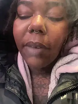 Goddess_Nafeesha webcam