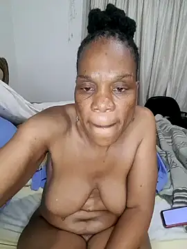 Webcam Model (Hotcougar)  is live.Free join now!