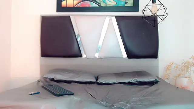 hilary_rodriguez webcam