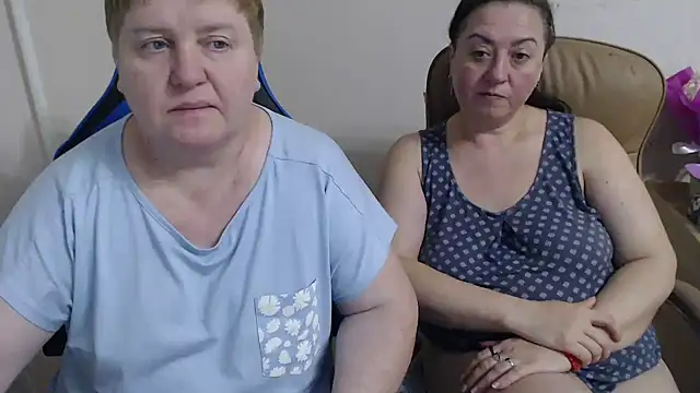 Bertie_Adeline webcam