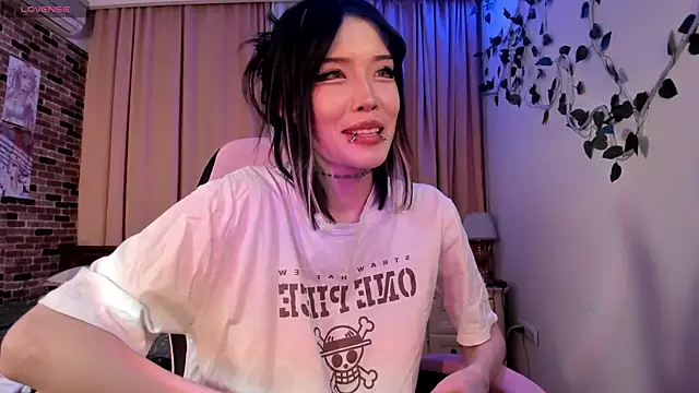 velvetsky_1 (F teen) - show pussy