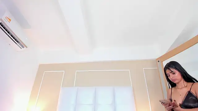 Dolly_Dirty_Squirrt webcam