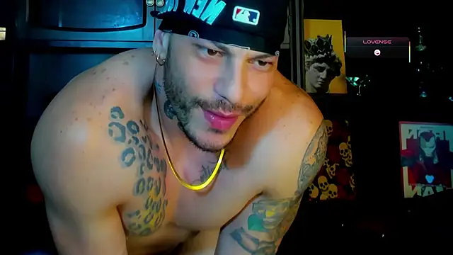 rickg_oficial - RickG_Oficial's free webcam - UK Sex Cams