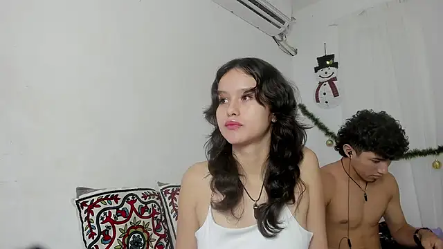 Laura_and_Kevin webcam