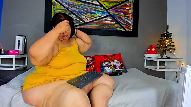 Charlotte_curvy_ webcam