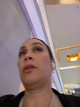 Elizabeth_Dupont webcam