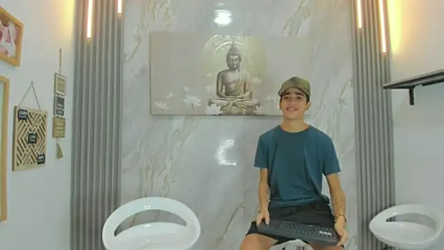 BOYS_OF_MILAMBER webcam