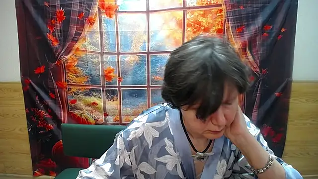 lunadobra - LunaDobra's free webcam - UK Sex Cams