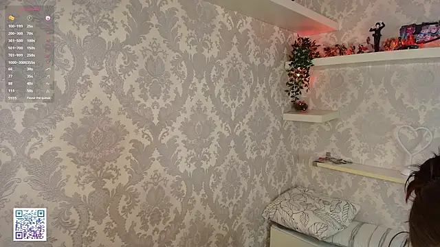 fire_katie (F teen) - Oil on my body