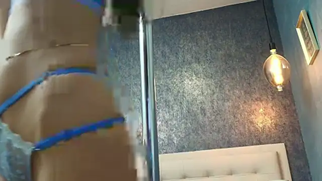 Cloeandtyfanny webcam