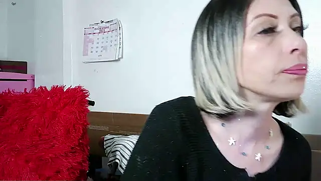 alixia81 - Alixia81's free webcam - UK Sex Cams