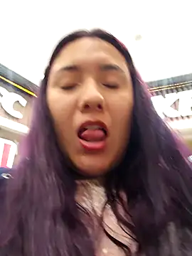 Webcam Model (Blushing_Katy)  is live.Free join now!