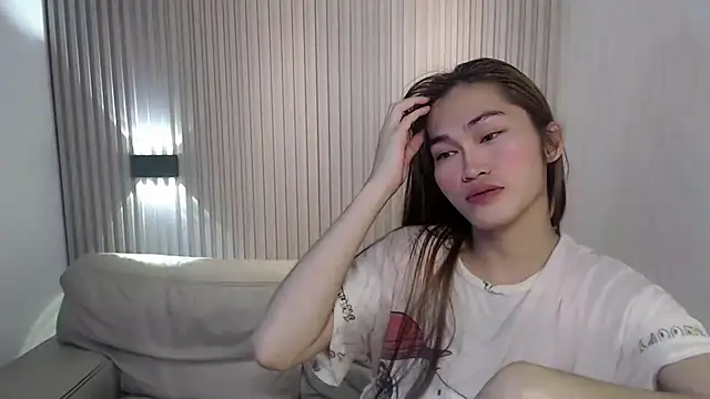 ur_sweetchanel (T young) - cum in my goal