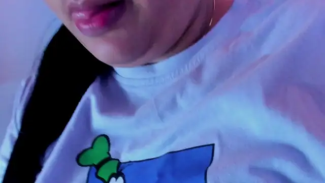 luna_blaze_cr webcam