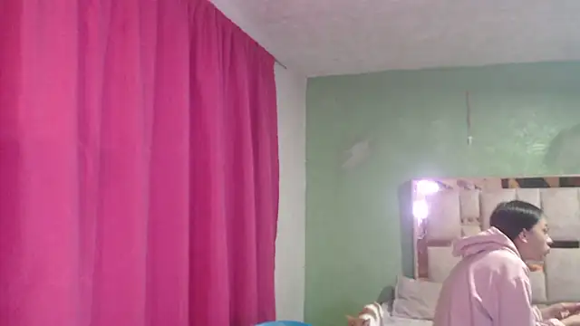 Little_aphrodite webcam