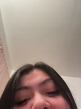 buttercreambbw webcam