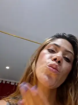 Elianasuarezz webcam