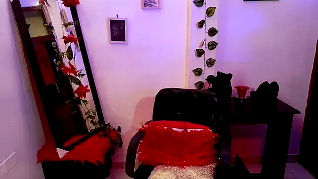 sapphire_lilac webcam