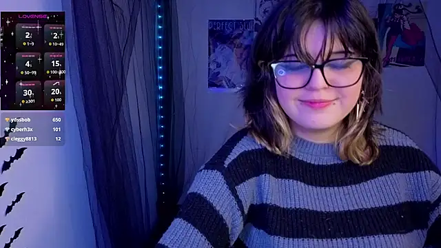 scarleth_shadow webcam