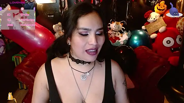 kureiji_hentaii webcam