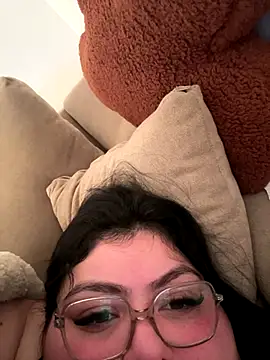 buttercreambbw webcam