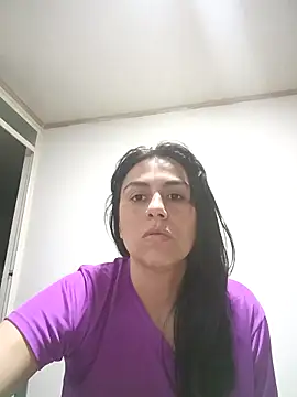 Webcam Model (vanessa-titisM)  is live.Free join now!