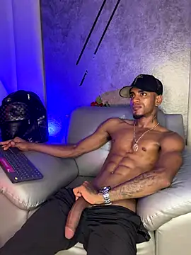 AaronCruz_ webcam