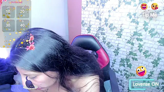 miaboobs__ - MIABOOBS__'s free webcam - UK Sex Cams