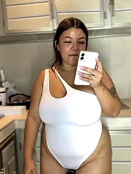 Michellesexxy webcam