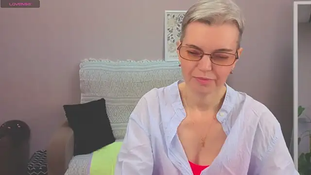 Cutie_Erikaa1 webcam