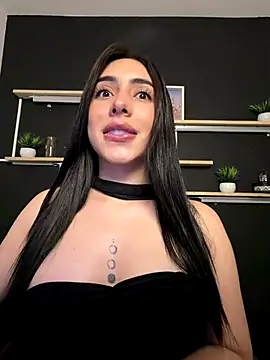 Webcam Model (isabella_jade)  is live.Free join now!