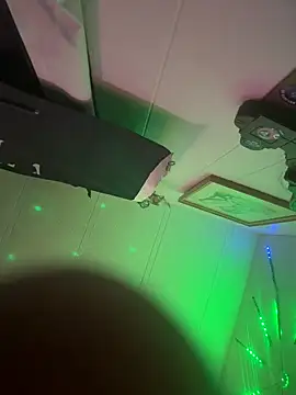 Makethatpussypurr webcam