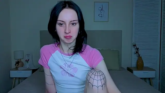 Little_moly999 webcam