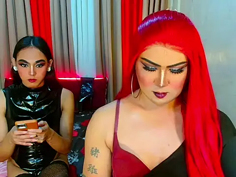 02HornyCumTrans webcam