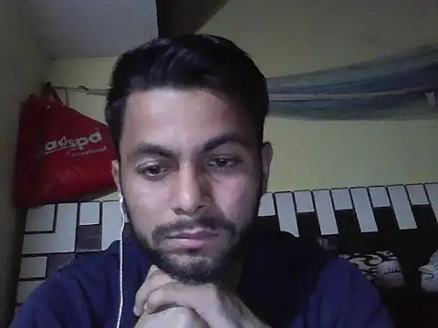 Stubborndesiboy webcam