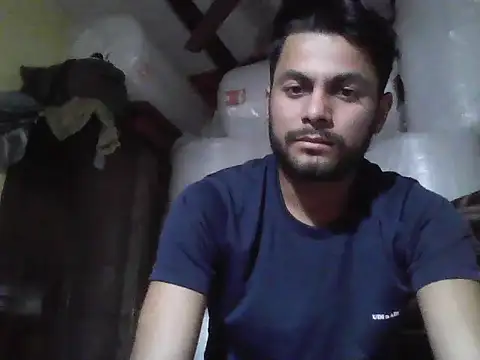 Stubborndesiboy webcam