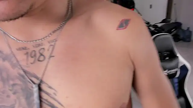 sexy_hot_friends_ webcam