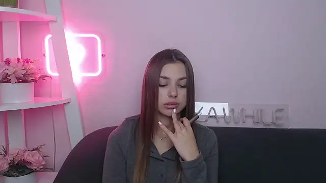 MilanaAngelAs webcam